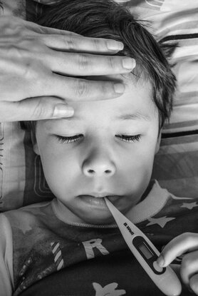 Γιατί φέτος η γρίπη «καλπάζει» στα παιδιά