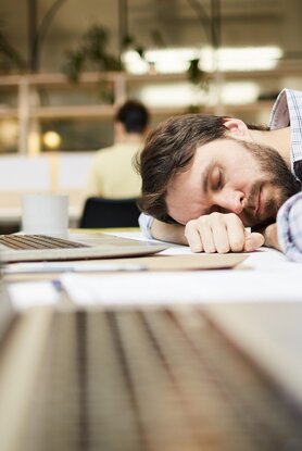 Αναγνωρίζετε αυτά τα 8 σημάδια; Τότε το σώμα σας είναι γεμάτο τοξίνες